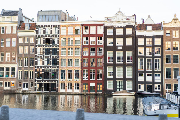 Amsterdam En Lüks Tesisler