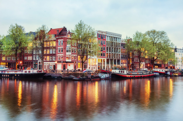 Amsterdam Hostelleri