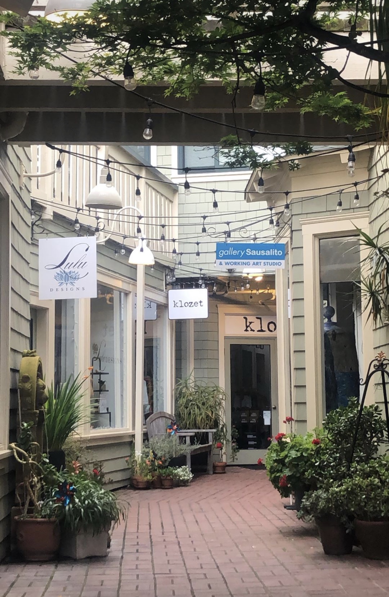 Sausalito'da bir sokak