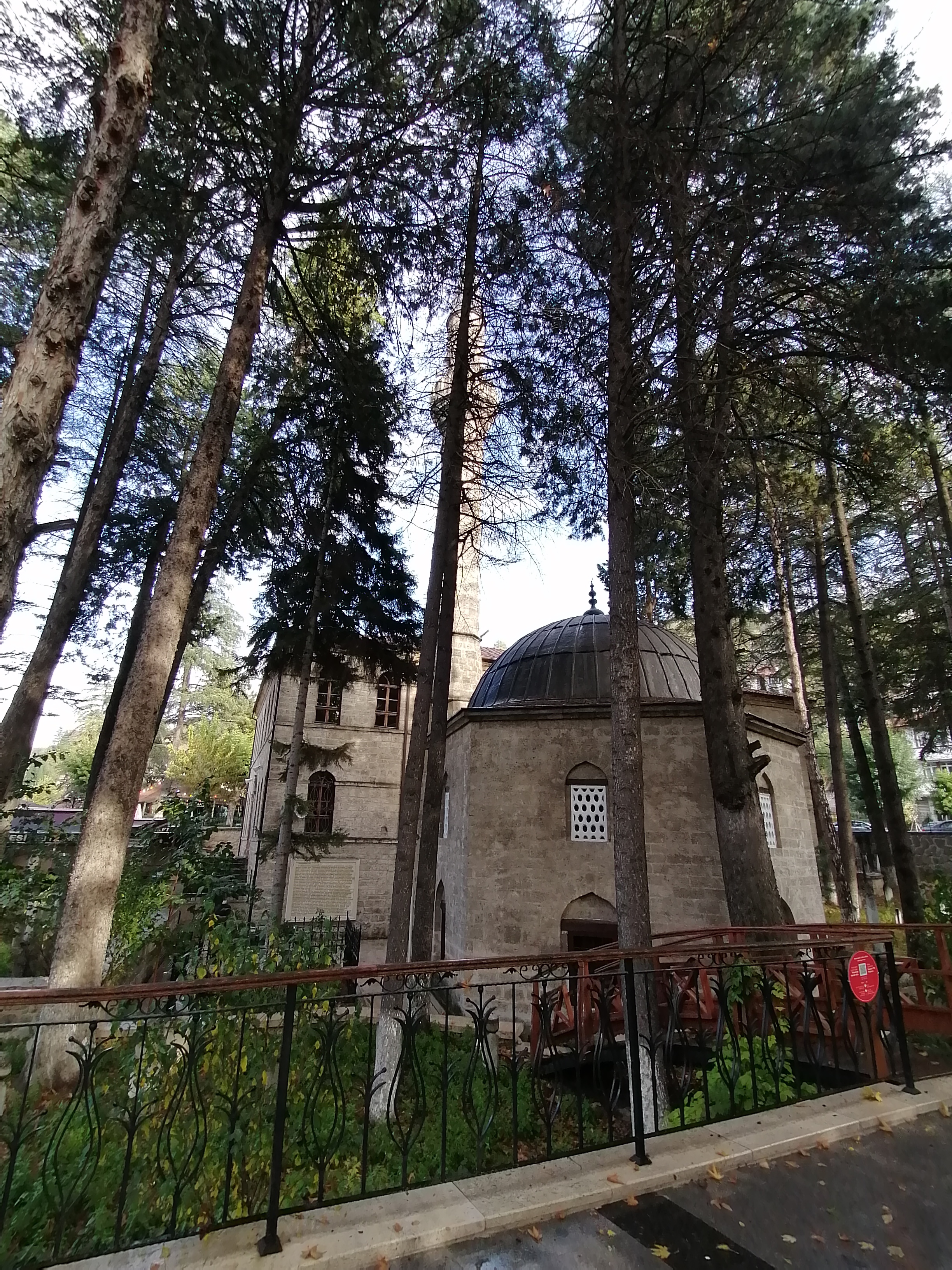 Süleyman Paşa Camii ve Akşemseddin Hz. Türbe