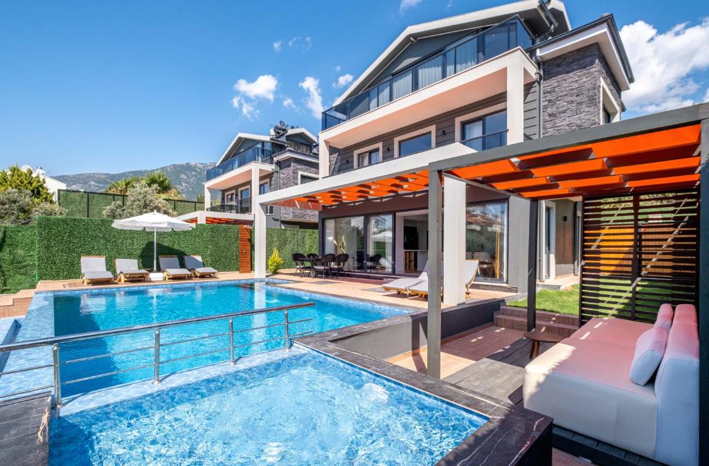 luxurylifevillas 1-2-3-4