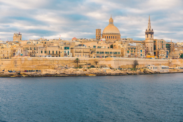 Malta Havaalanı Yeniden Açılıyor