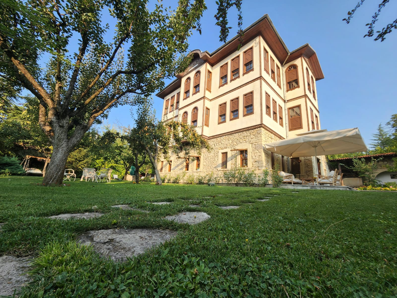 Paçacıoğlu Bağ Evi