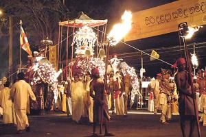 Sri Lanka&#039;nın en büyük festivali nedir?