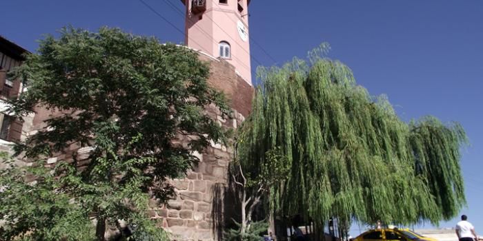 ankara_saat_kulesi.jpg 