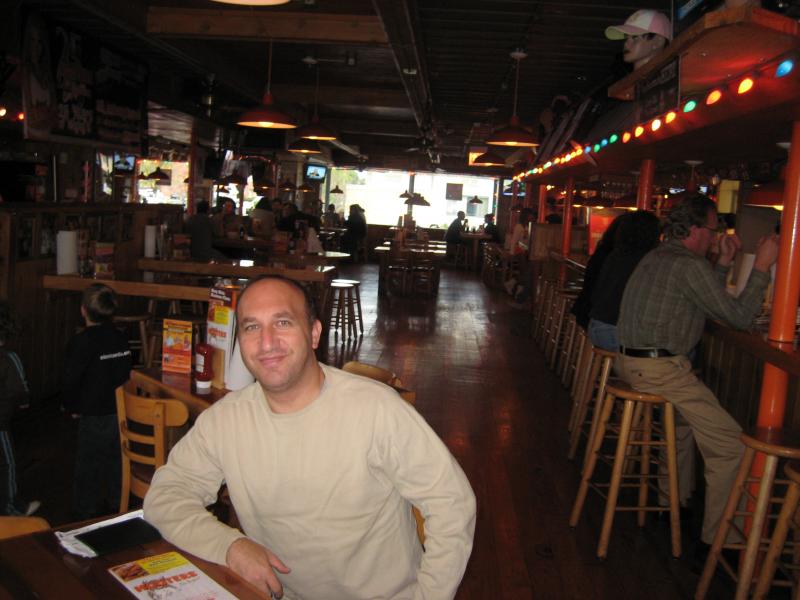 HOOTERS Restoran, Chicago