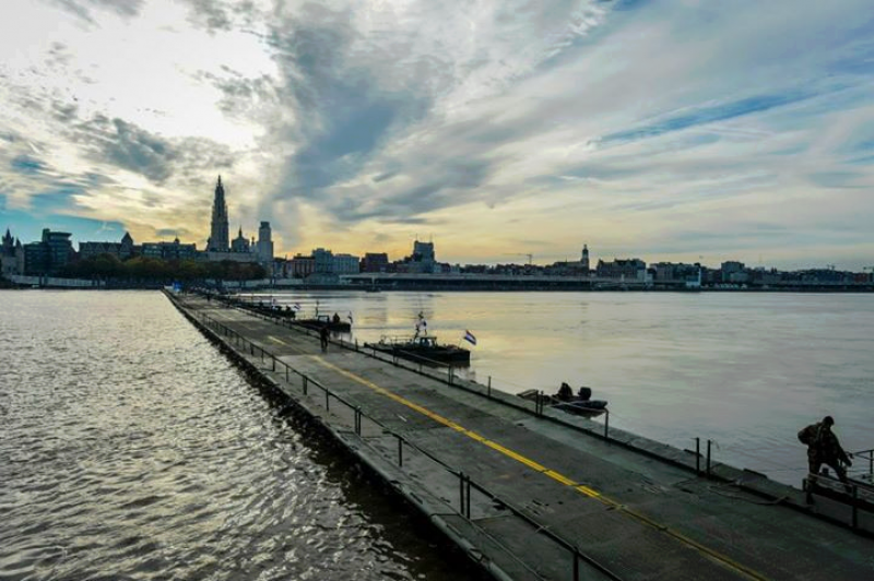 nehir tarafi schiilde tarafi