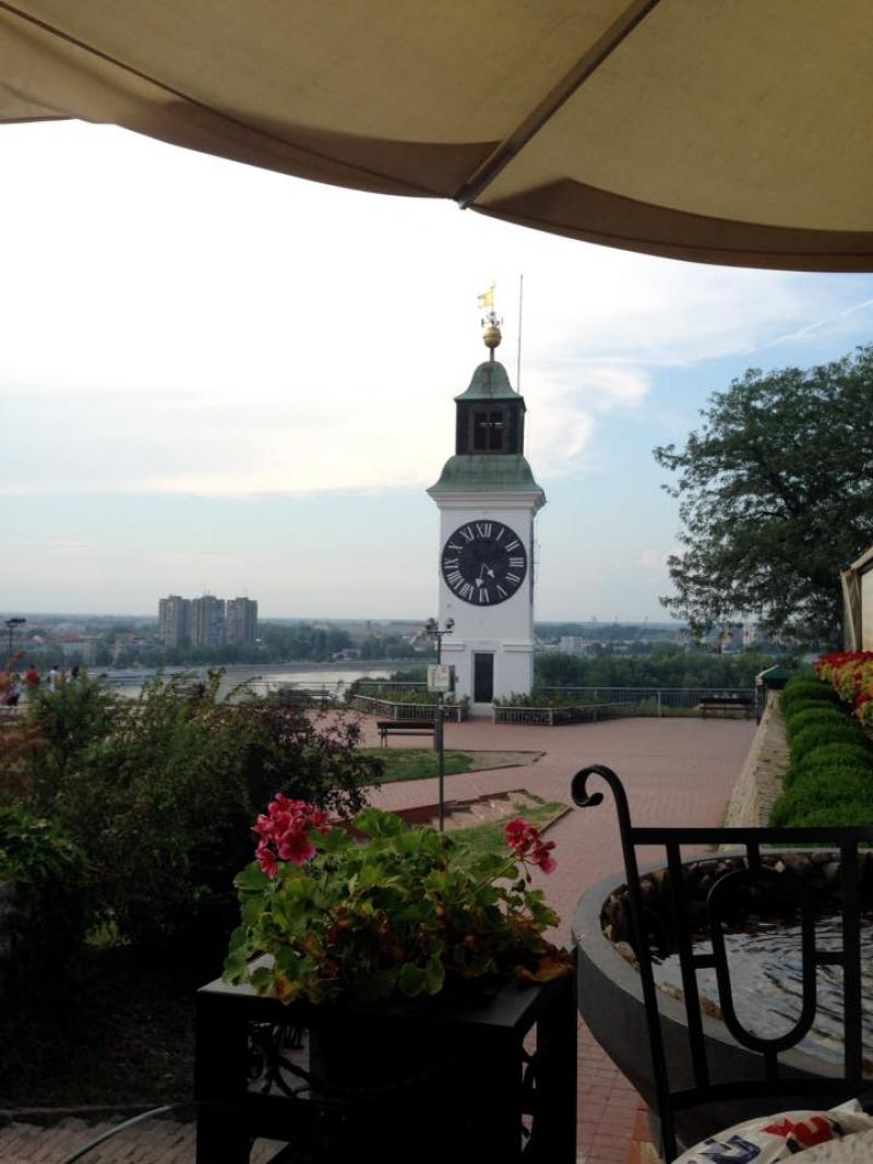 Petrovaradin Kalesi Terası, Saat Kulesi, Restoran