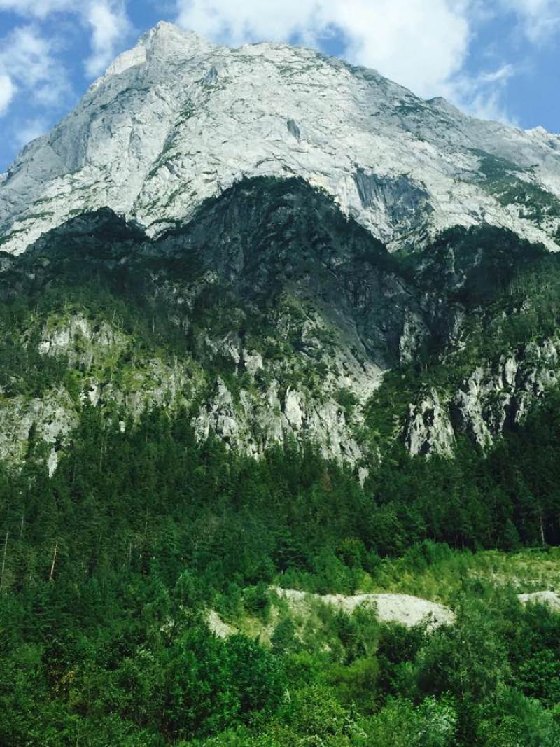 Alplerden gelen sular evlerde gonul rahatligiyla içiliyor