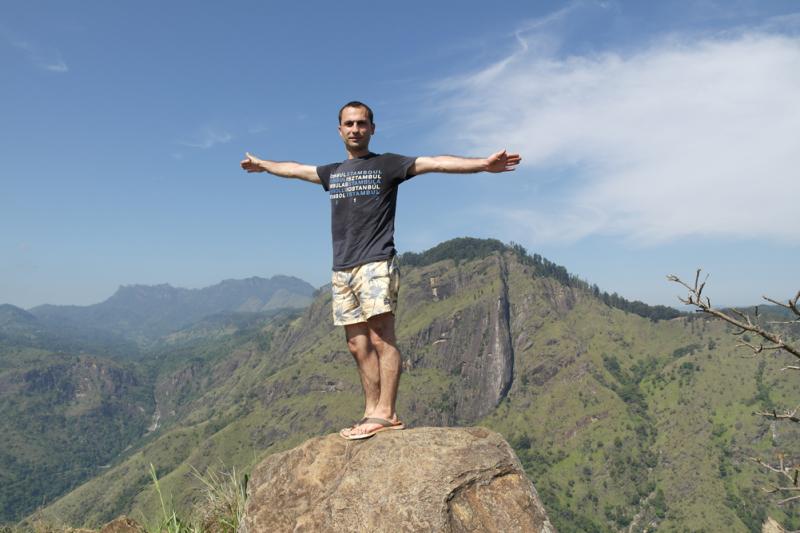 Horton Ovaları Ulusal Parkı'nda ki Dünyanın sonu tepesi.