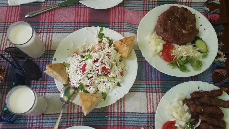 Salata,Pleskavitsa,Köfte