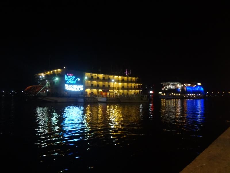 Diğer kumarhaneler .