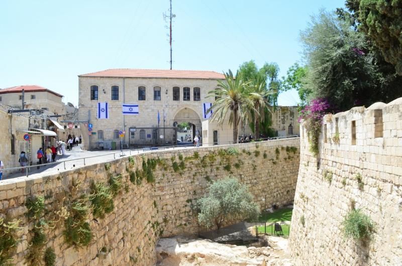 Jaffa Gate'den geçince manzara
