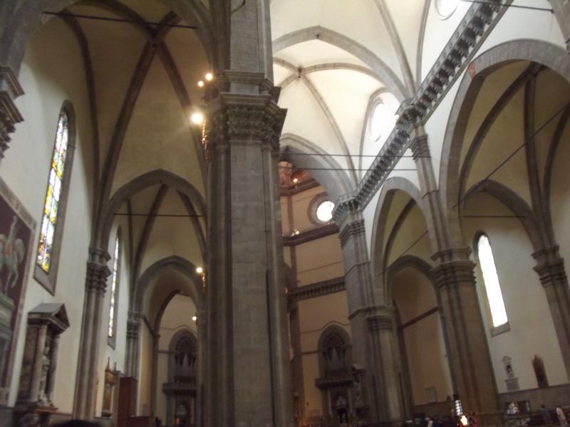 Duomo'nun iç mimari tarzı.