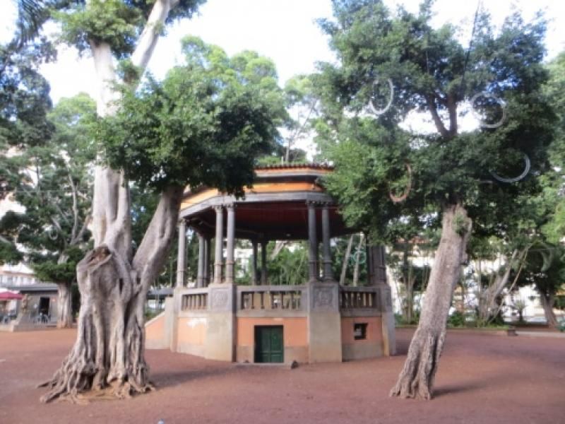 Kanarya Adaları Gezi Rehberi Kanarya Adaları�nın Başkenti Santa Cruz