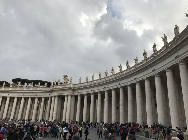 Aziz Pietro Meydanı