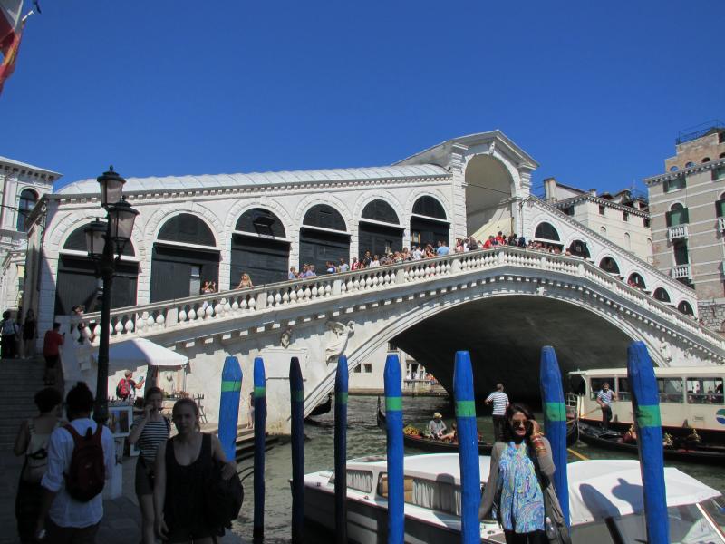 Rialto köprüsü