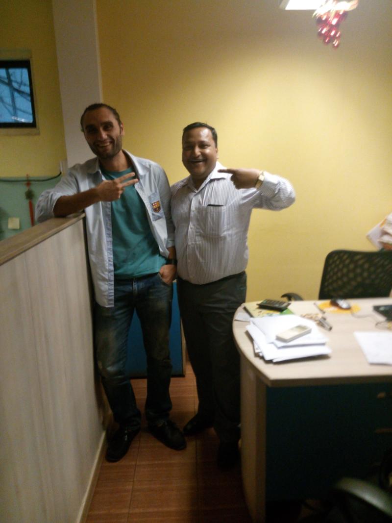 Ofisten manzaralar .