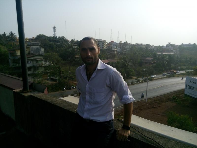 Ofis çatısı'ndan .