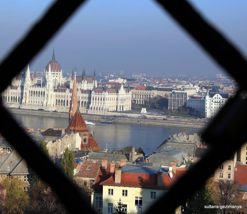 Balıkçılar Burcu'ndan Parlamento Binası