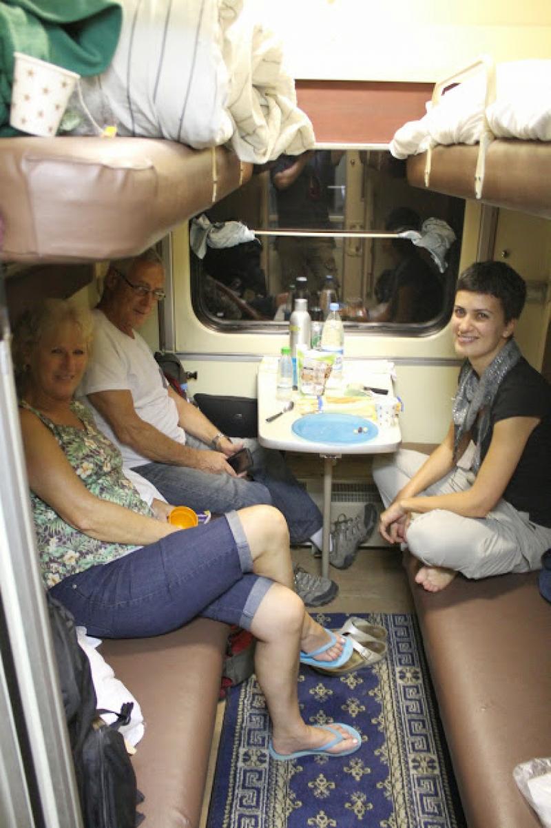 Trende birlikte seyahat ettiğim Avustralyalı çift