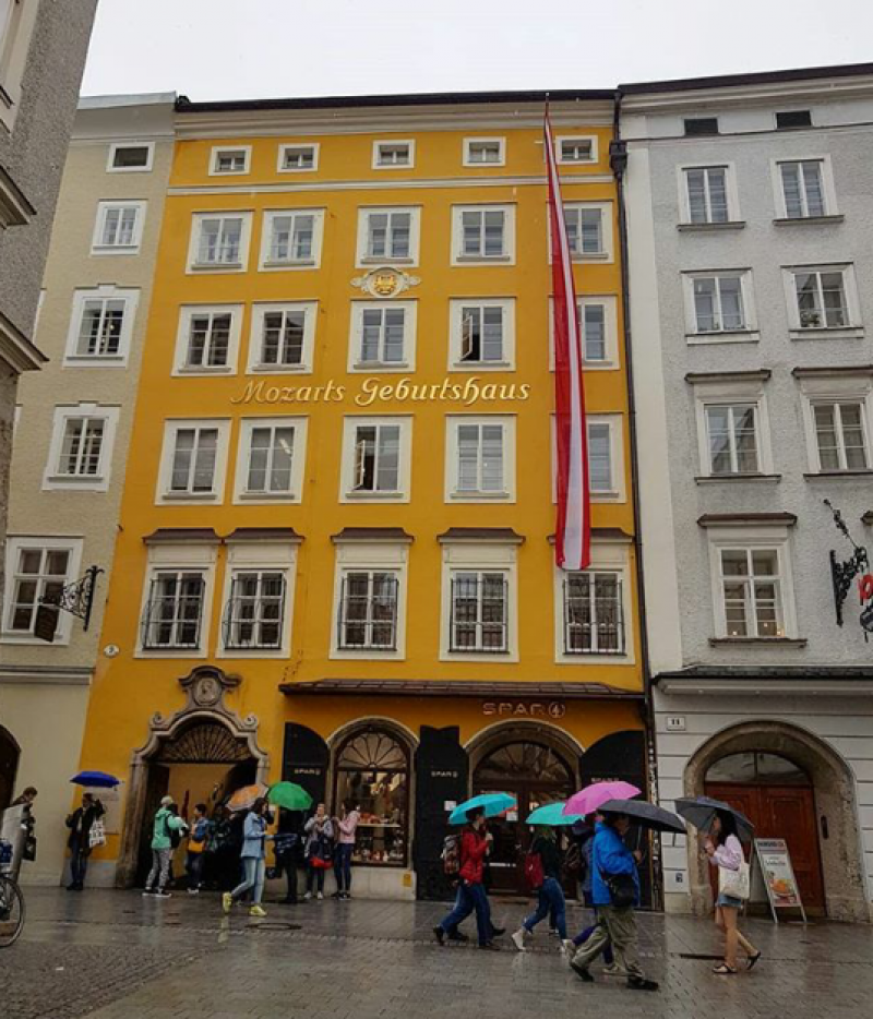 mozartın doğduğu ev