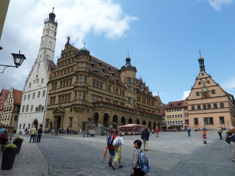 Rothenburg Belediye Binası ve Kent Meydanı