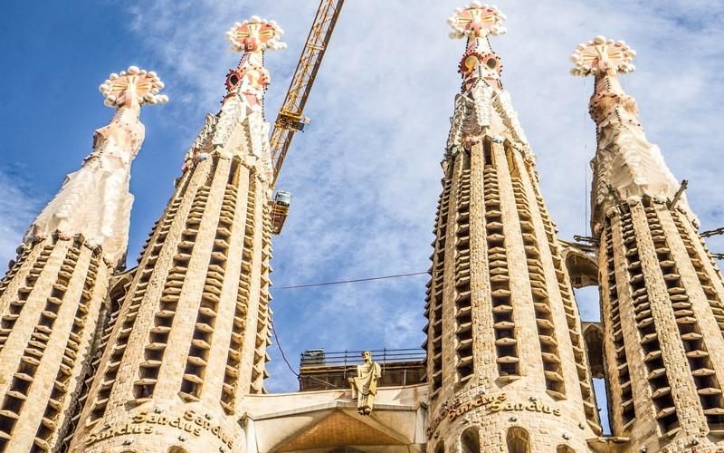 Sagrada Familia Kilisesi