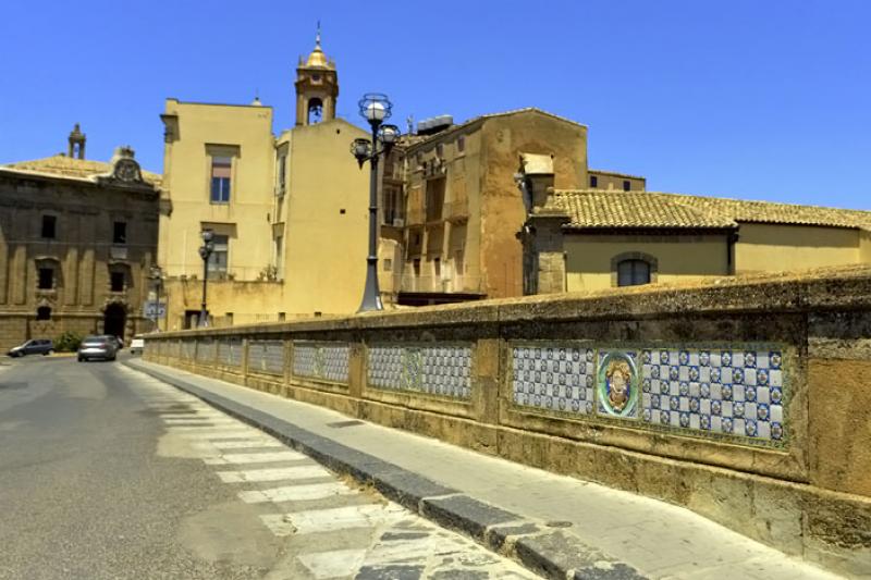 Ponte San Francesco Köprüsü