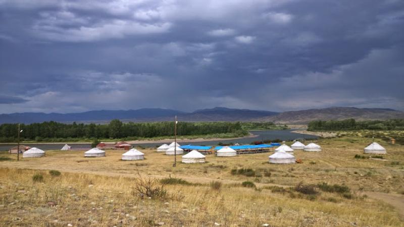 Kızıl'da kaldığımız Biy Hem Yurt şaman çadırları