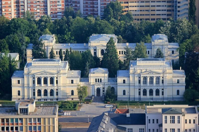 1200px-National_Museum_of_BiH_Aerial.JPG