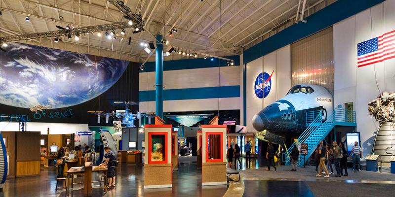 Houston_C94X54_SpaceCenter.jpg