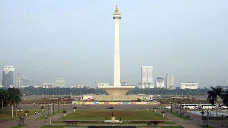 Monas-e1377498980604.jpg