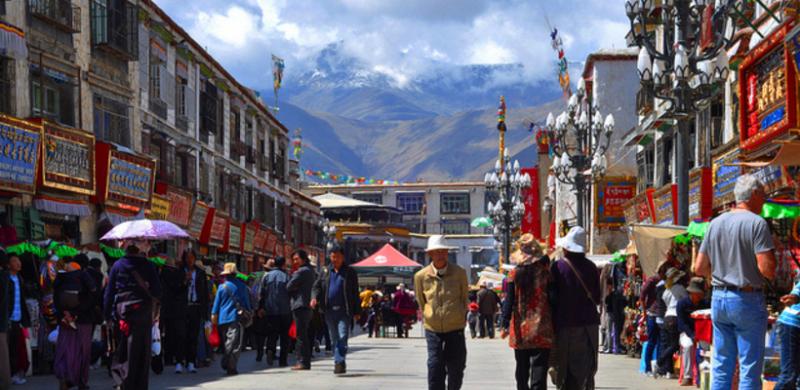 barkhor-street-market-lhasa-china.jpg