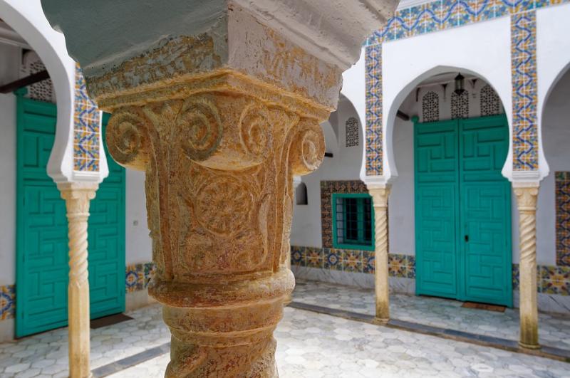 ottoman-2365677_960_720.jpg