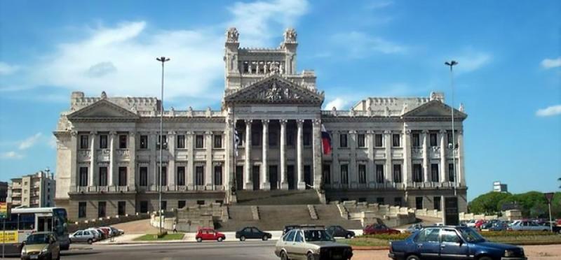 palacio-legislativo(1).jpg