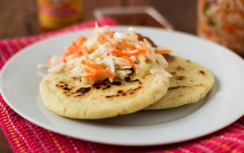 2014-02-14-pupusas-step-14-plated-pupusas-2.jpg