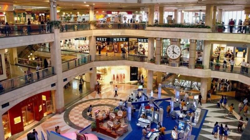 Best-shopping-mall-in-Jakarta-Plasa-Senayan.jpg