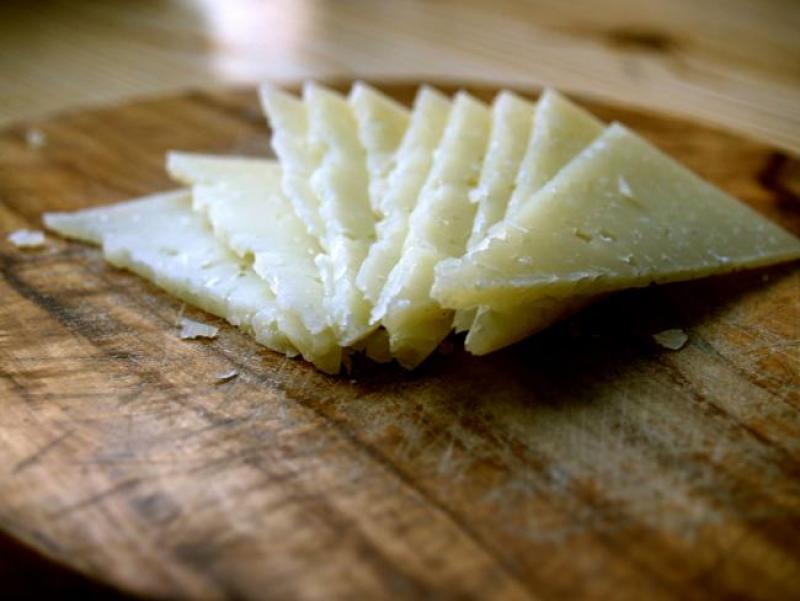 Flickr_-_cyclonebill_-_Manchego.jpg