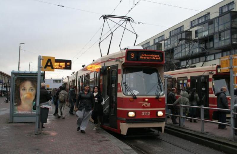 Gelede_Tram_Lang_Den_Haag.jpg