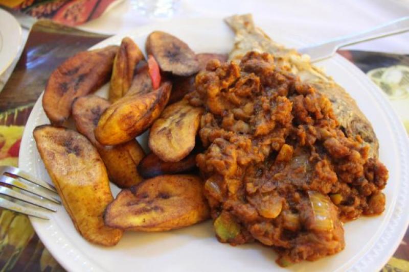 Ghanaian_Red-Red_with_Fish.jpg