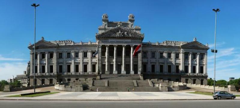 Palacio_legislativo_aw.jpg