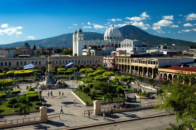 San-Salvador-2b.jpg