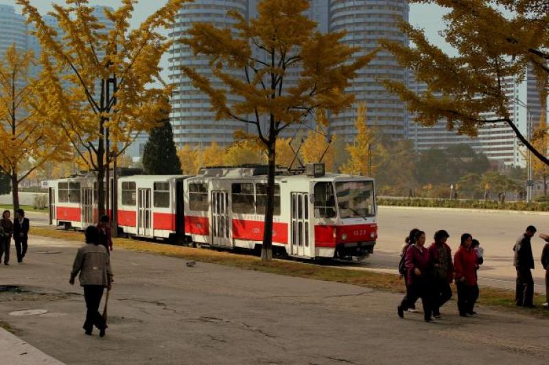 Tatra_tram_in_Pyongyang.jpg