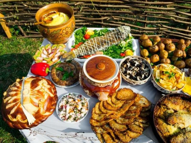 Traditional-Russian-Food-1024x768.jpg