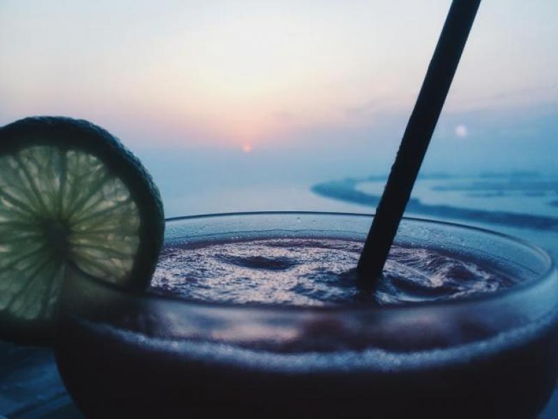 alcohol-2700529_960_720.jpg