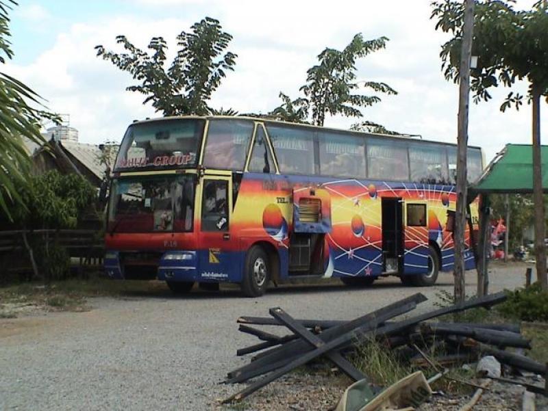 bus-bangkok-siem-reap-cambodia-border.jpg