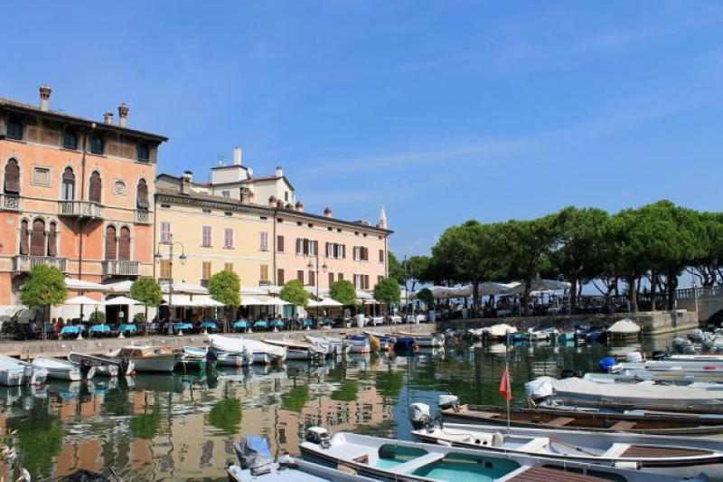 desenzano-del-garda-1683966_960_720.jpg