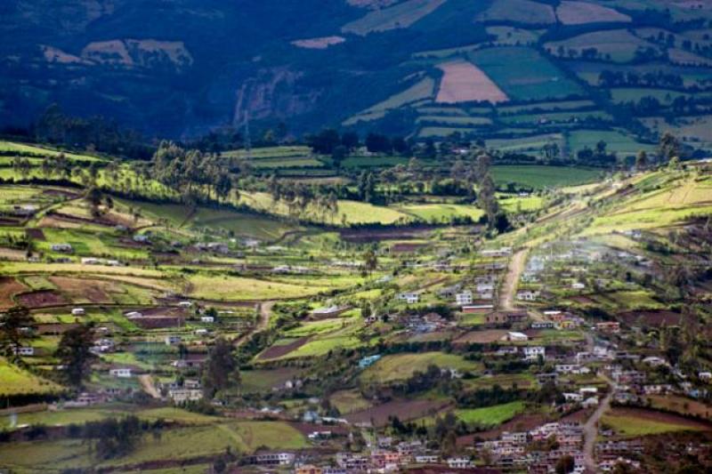 ecuador_cnt_24nov09_iStock_b.jpg