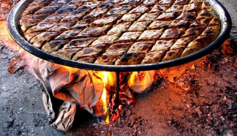etli-kombe-tarifi-etli-kombe-yapilisi-ve-malzemeleri.jpg